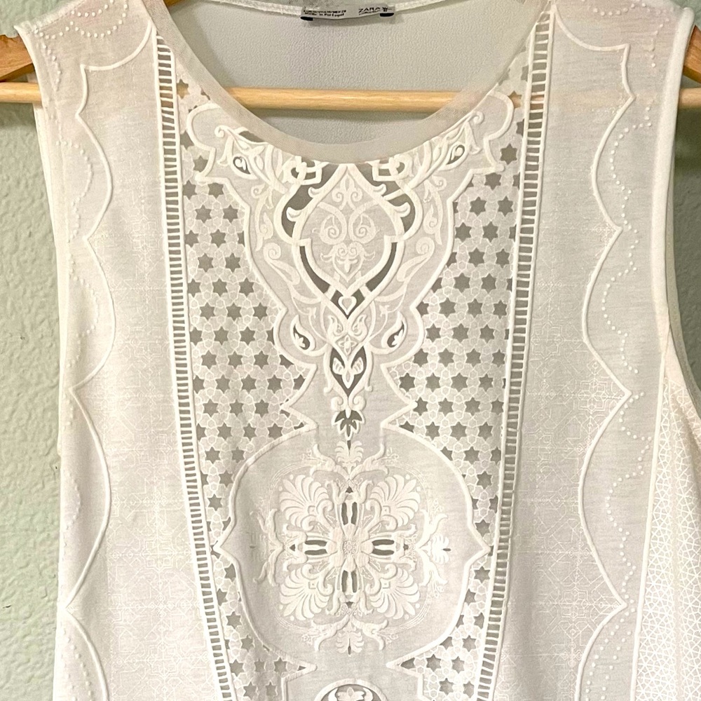 Beautiful Sleeveless Zara Blouse - Medium - Excellent condition - Picture 3 of 10